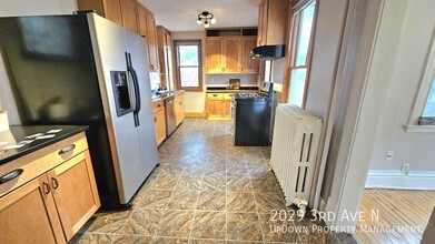 2029 3rd Ave N in Minneapolis, MN - Building Photo - Building Photo