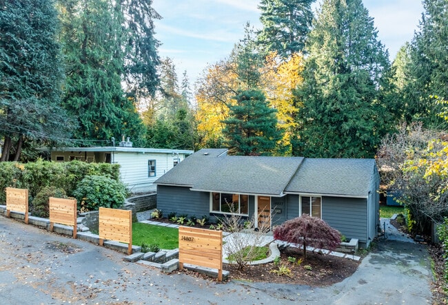 14807 Ashworth Ave N in Shoreline, WA - Building Photo - Building Photo