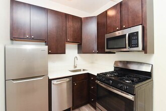 2936 W Palmer St in Chicago, IL - Building Photo - Building Photo