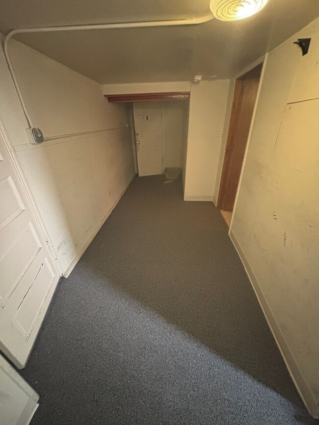 461 W 12th Ave in Eugene, OR - Building Photo - Building Photo