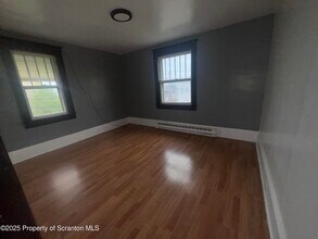 416 Hickory St in Scranton, PA - Building Photo - Building Photo