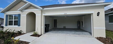 2105 Corso Dr in Lake Alfred, FL - Building Photo - Building Photo