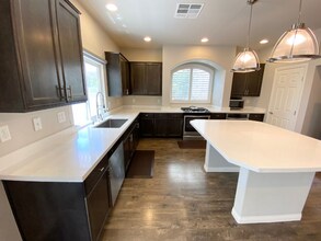 731 Lieber Wy in Henderson, NV - Building Photo - Building Photo