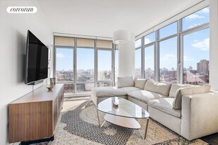 1 Northside Piers in Brooklyn, NY - Building Photo