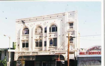 4013 W Sunset Blvd in Los Angeles, CA - Building Photo - Building Photo