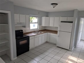 1316 Holmes Ave in Tampa, FL - Building Photo - Building Photo
