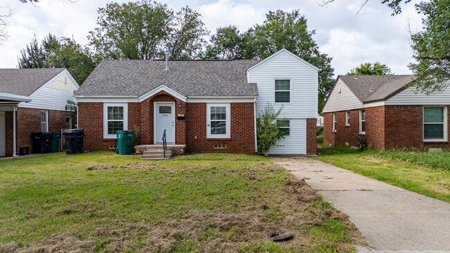 720 SW 46th St
