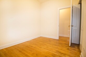 3032 N Milwaukee Ave-Unit -1 in Chicago, IL - Building Photo - Building Photo