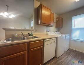 409 Creek St in Copperas Cove, TX - Building Photo - Building Photo