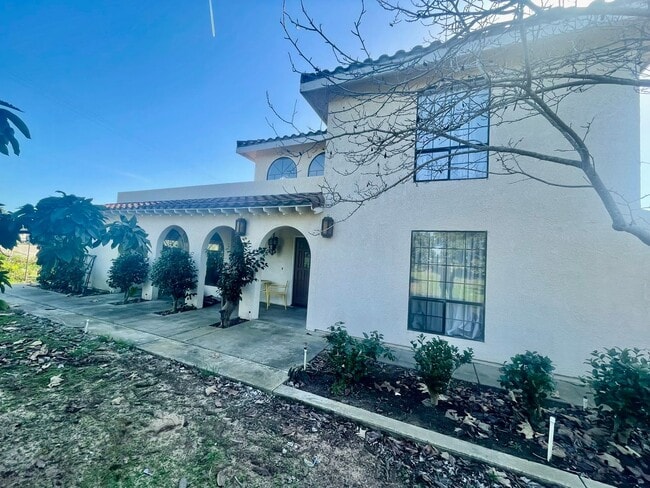 1430 Scenic View Way in Nipomo, CA - Building Photo - Building Photo