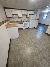 190 Copley Dr in Taunton, MA - Foto de edificio - Building Photo