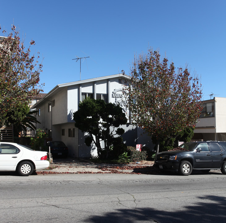 Nahas Bey Apartments in Los Angeles, CA - Building Photo