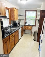 1000 Janney's Ln in Alexandria, VA - Building Photo - Building Photo