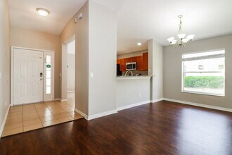 11921 Autumn Creek Dr in Riverview, FL - Building Photo - Building Photo