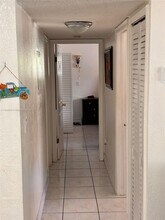 2565 W 56th St in Hialeah, FL - Building Photo - Building Photo