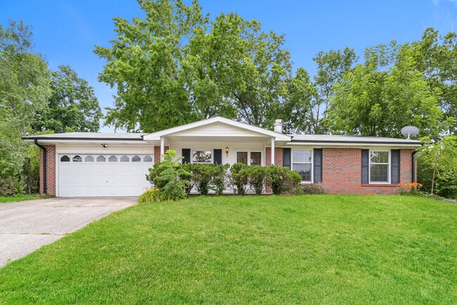 property at 18 Lee Ct