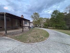 1019 Dogwood Ave in Elgin, SC - Building Photo - Building Photo