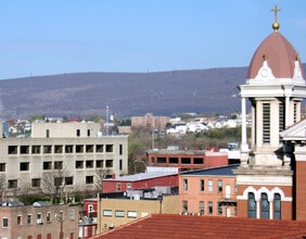 Jackson Heights Apartments in Scranton, PA - Building Photo - Building Photo