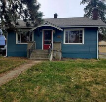 3501 W Glass Ave in Spokane, WA - Building Photo