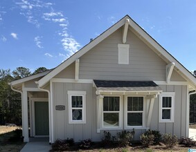 5204 Simms Rdg in Pelham, AL - Foto de edificio - Building Photo