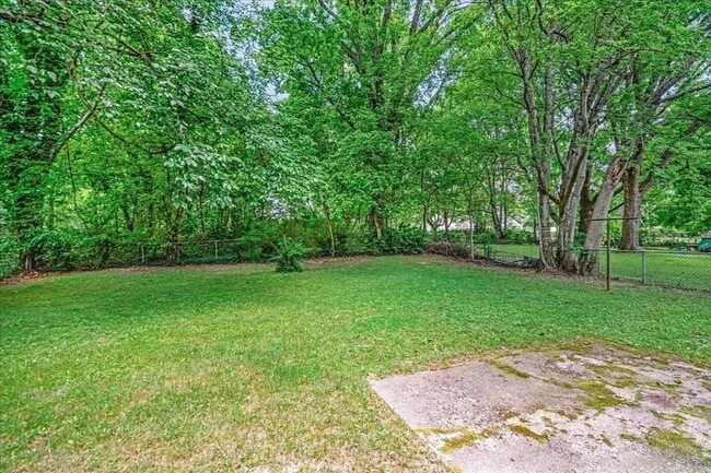 3400 Hallbrook St in Memphis, TN - Building Photo - Building Photo