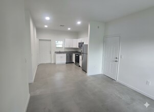 2506 43rd St SW in Lehigh Acres, FL - Building Photo - Building Photo