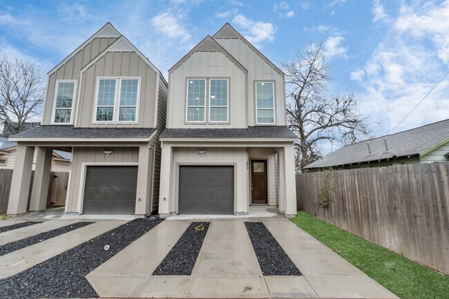 221 Cockerel St in Houston, TX - Building Photo - Building Photo