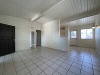 1346 Ave H 15 photo'