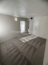 121 St Louis Rd in Collinsville, IL - Building Photo - Building Photo