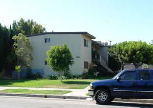 1838 E Wilson Ave in Orange, CA - Building Photo - Building Photo