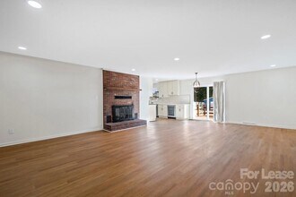 16808 Knoxwood Dr in Huntersville, NC - Building Photo - Building Photo