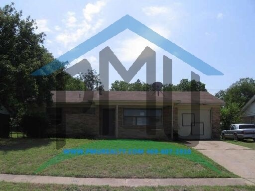 846 Bluewood Dr in Dallas, TX - Building Photo