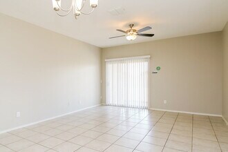 42142 W Balsa Dr in Maricopa, AZ - Building Photo - Building Photo