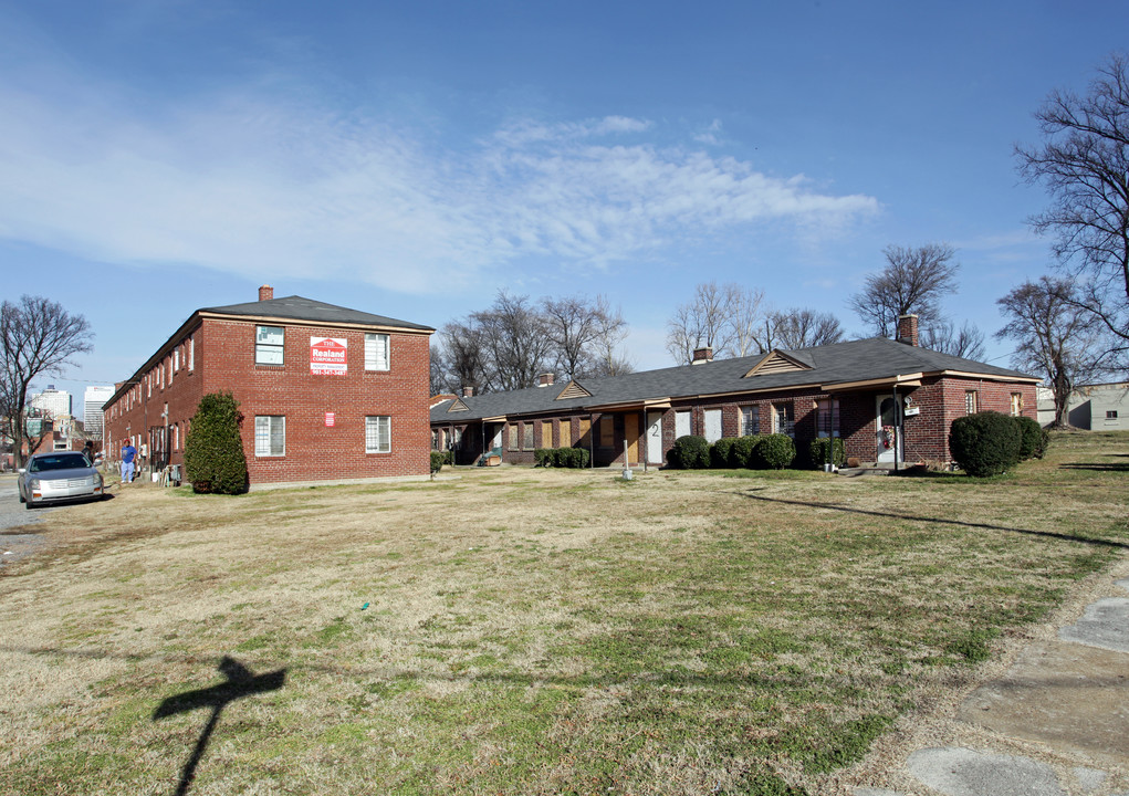 282 E Butler St in Memphis, TN - Building Photo