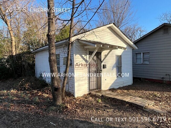 203.5 S Cherry St in North Little Rock, AR - Building Photo - Building Photo