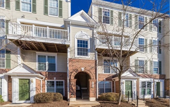 property at 46956 Courtyard Sq