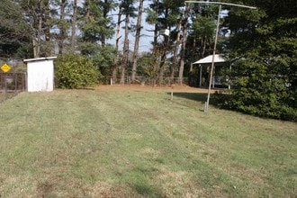 852 W Hwy 80 in Somerset, KY - Building Photo - Building Photo