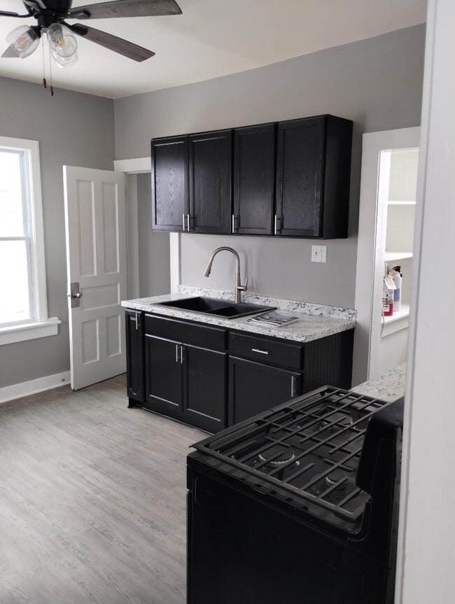 2647 White St in Dubuque, IA - Building Photo - Building Photo