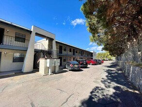 Telshor Vista in Las Cruces, NM - Building Photo - Building Photo