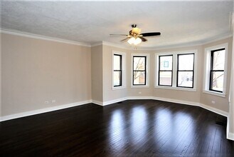 4447 N Rockwell St, Unit 1 in Chicago, IL - Building Photo - Building Photo