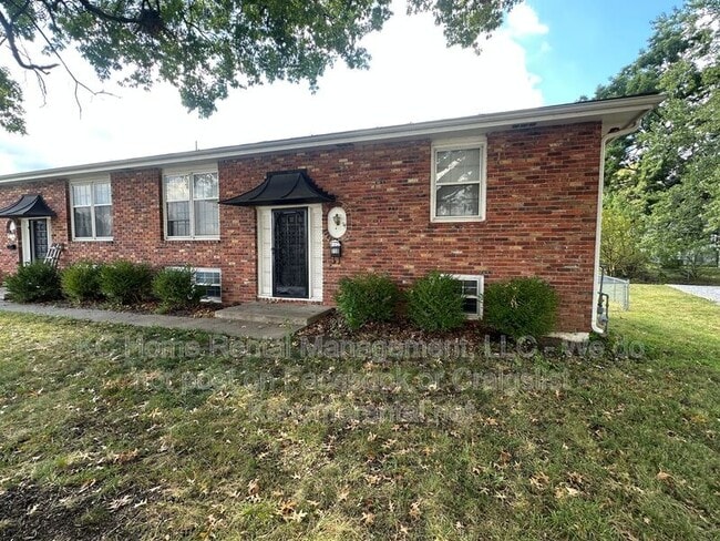 710 NW Mock Ave in Blue Springs, MO - Building Photo - Building Photo