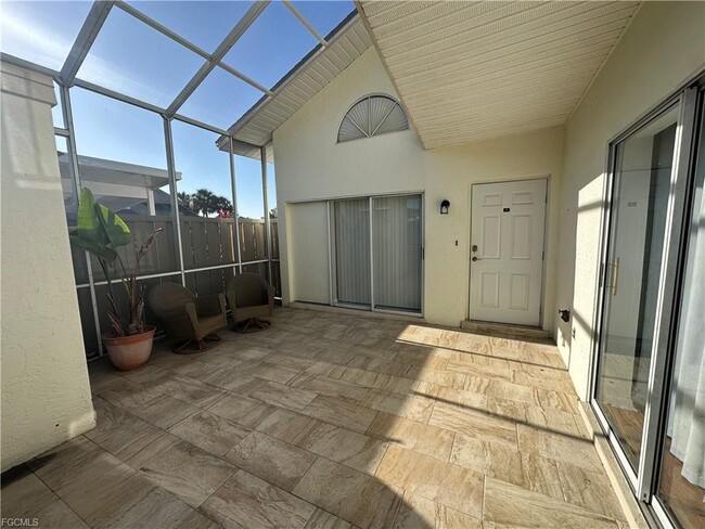 6851 Pentland Way in Ft. Myers, FL - Building Photo - Building Photo