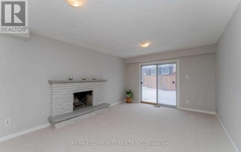 58 Rainbow Ridge Ave in Toronto, ON - Building Photo - Building Photo