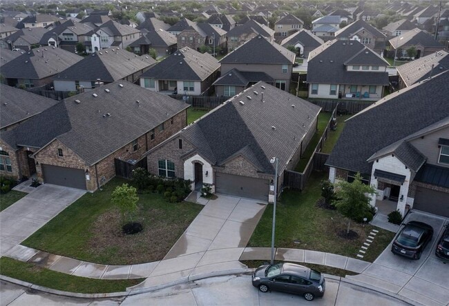 5410 Wildbrush Dr in Richmond, TX - Building Photo - Building Photo