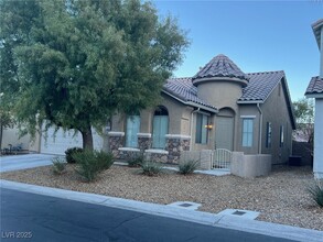 11216 Campanile St in Las Vegas, NV - Building Photo - Building Photo