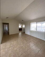 000 Rockaway Blvd NE in Albuquerque, NM - Building Photo - Building Photo