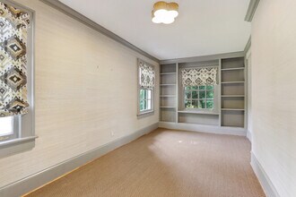 37 Montgomery Ferry Dr NE in Atlanta, GA - Building Photo - Building Photo