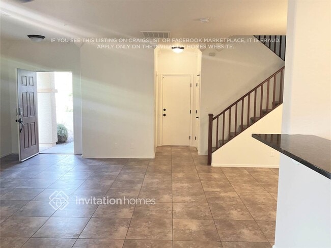 13405 N 87th Dr in Peoria, AZ - Foto de edificio - Building Photo