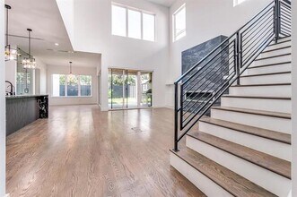 4707 Cowan Ave in Dallas, TX - Building Photo - Building Photo