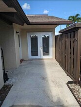 1504 Waterview Cir in Palm Springs, FL - Building Photo - Building Photo